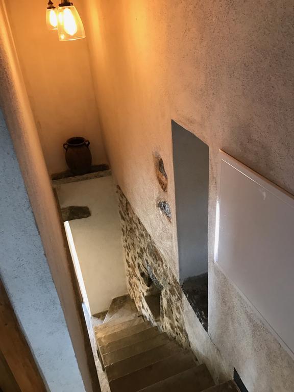 منزل الضيف Omessa  في U Fragnu المظهر الخارجي الصورة